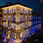 VI Suites