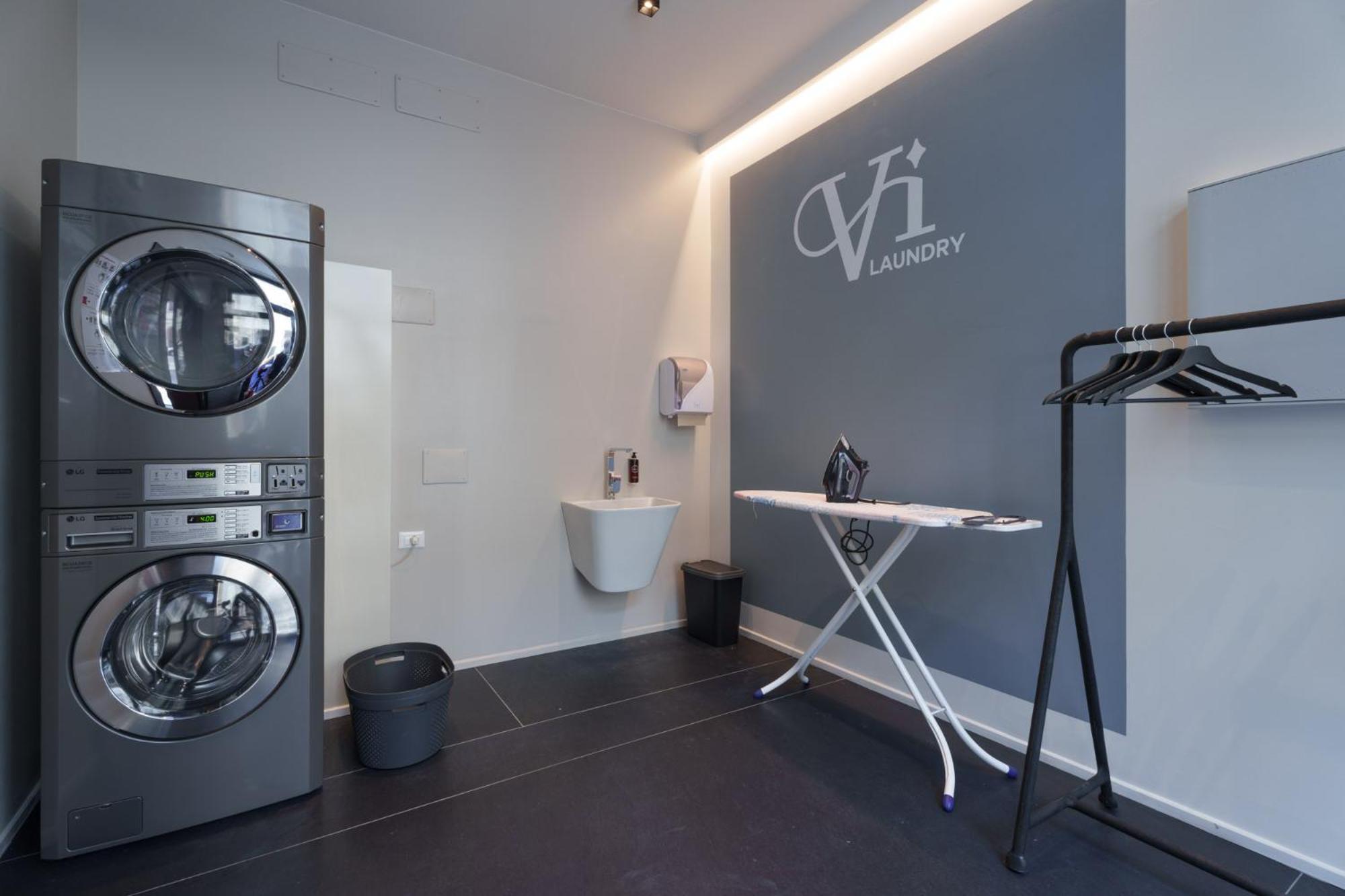 Aparthotel Vi